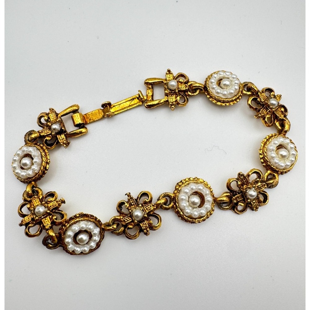 Vintage Fleur de Lis Bracelet Faux Pearl Victorian Revival Rosette Link